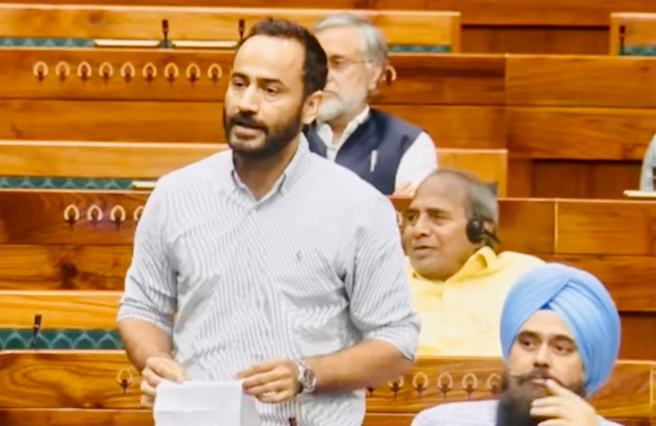 लोकसभा में मीत हेयर ने धर्म और जाति के आधार पर राजनीति करने पर केंद्र सरकार को घेरा