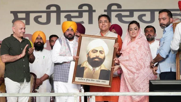 आम आदमी पार्टी सरकार देश के लिए महान बलिदान देने वाले स्वतंत्रता सेनानियों के सपनों को साकार करने के लिए पूरी तरह प्रतिबद्ध : मुख्यमंत्री भगवंत सिंह मान