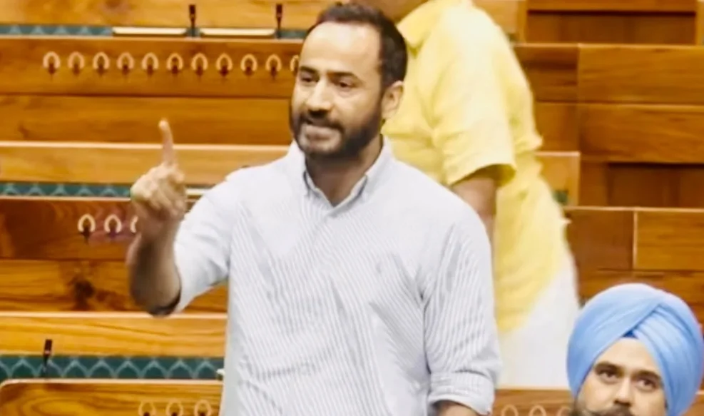 संसद का भाषण इंस्टाग्राम पर बैन करने पर मीत हेयर ने केंद्र की भाजपा सरकार पर बोला हमला, कहा कि यह बोलने की आज़ादी और लोकतंत्र का उल्लंघन है, तानाशाही की सबसे बड़ी मिसाल
