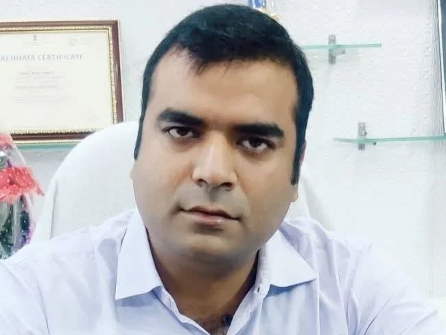 बांदा में प्रशासनिक फेरबदल: सदर, पैलानी, अतर्रा समेत कई तहसीलों के एसडीएम बदले, डीएम अमित आसेरी का बड़ा आदेश