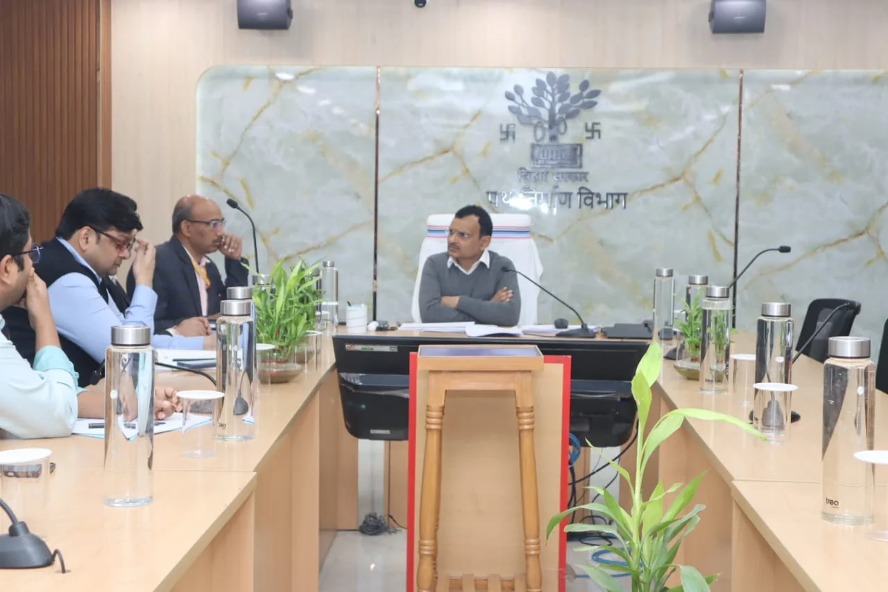 सुल्तानगंज–अगुवानी घाट गंगा पुल पर तेज़ी के निर्देश: 18 महीने में काम पूरा करने का अल्टीमेटम