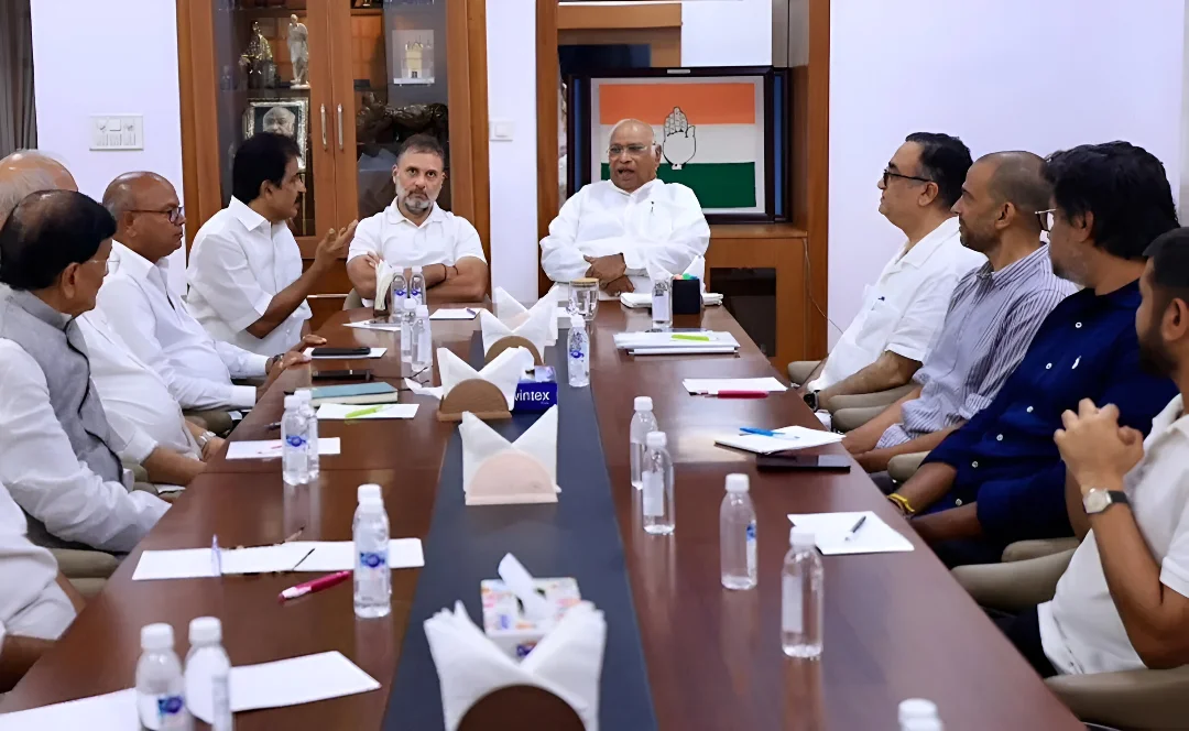 Bihar Election 2025: कांग्रेस ने जारी की पहली लिस्ट! 48 उम्मीदवारों में नीतू कुमारी, अजीत शर्मा, शकील अहमद खान जैसे दिग्गज शामिल