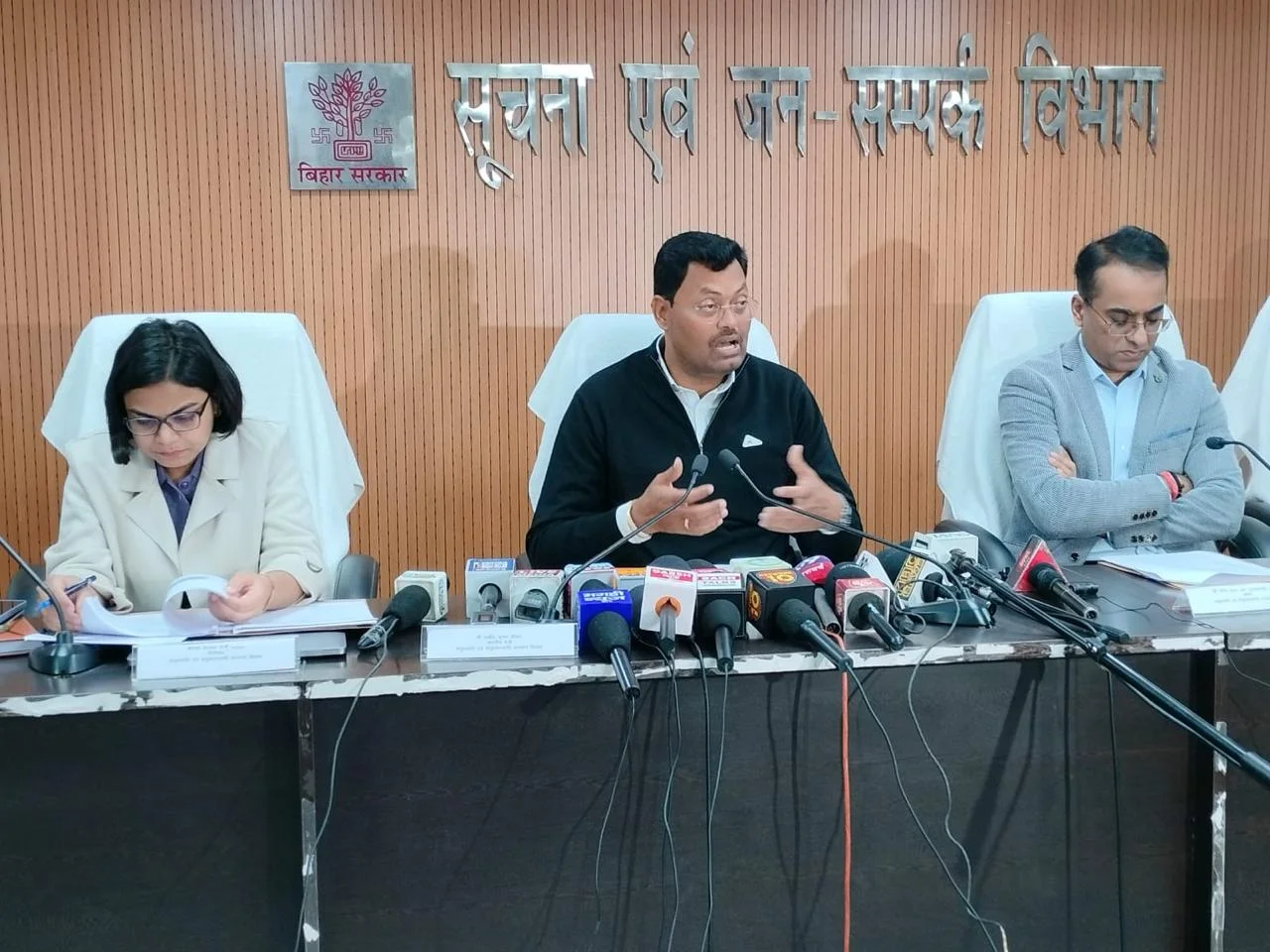 बिहार में अभियोजन कार्यों की समीक्षा, लंबित वारंट-समन के त्वरित निष्पादन का निर्देश