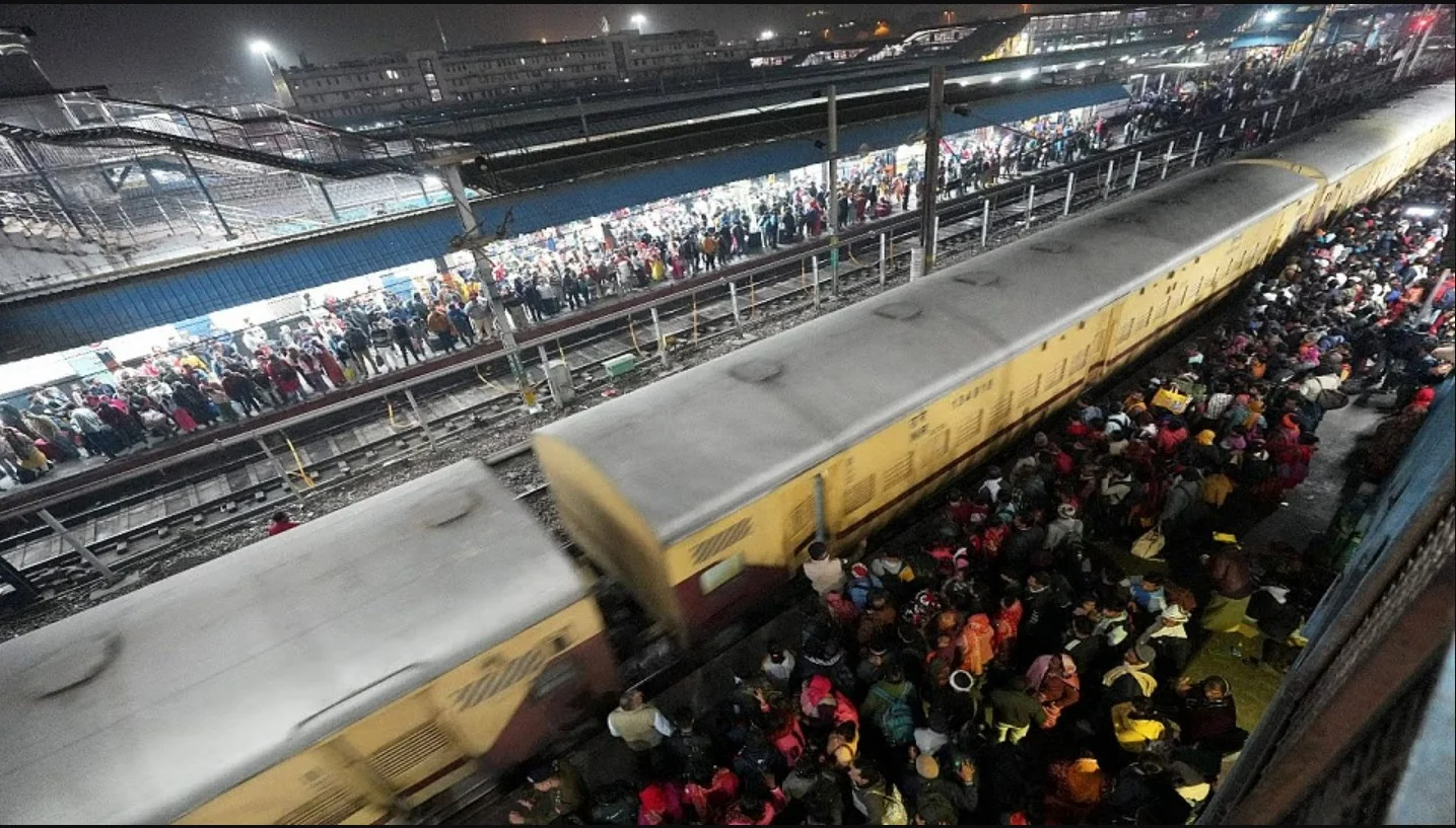 New Delhi Railway Station Stampede: नई दिल्ली स्टेशन पर कैसे मची भगदड़ ? सामने आई RPF की रिपोर्ट