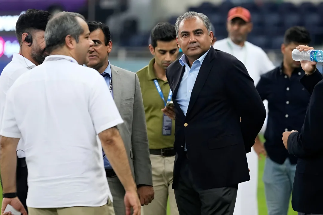 एशिया कप हार के बाद PCB चीफ मोहसिन नकवी की कुर्सी हिलती नज़र आ रही, इमरान खान और PTI का बड़ा हमला