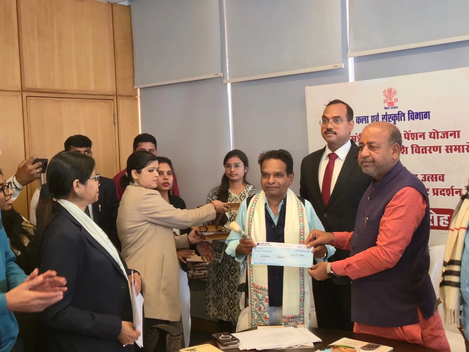कलाकारों को सम्मान, युवाओं को पहचान: मुख्यमंत्री कलाकार पेंशन योजना की शुरुआत