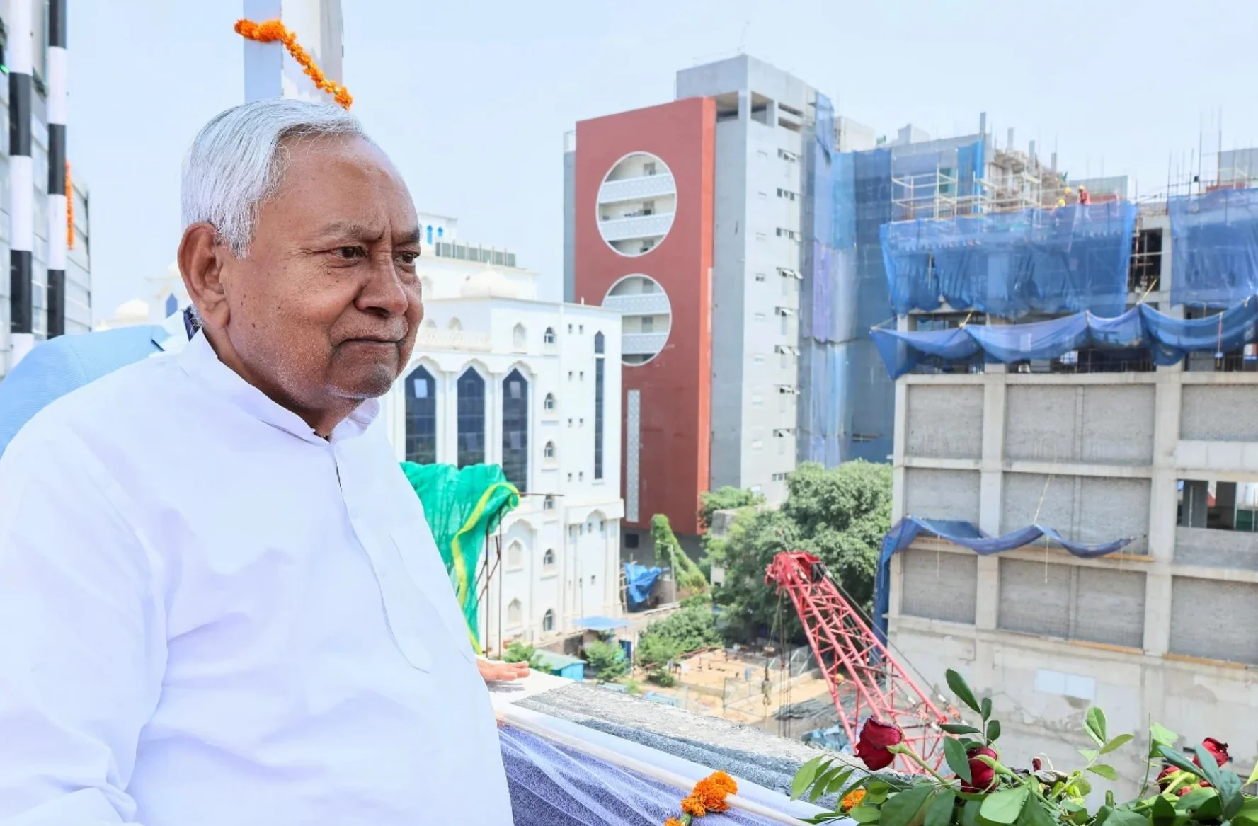 Bihar Cabinet Meeting 2025: बिहार में बनेगा 6 नए शहरों में एयरपोर्ट, पटना में बनेंगे 3 पांच सितारा होटल—कैबिनेट ने दी बड़ी मंजूरी!