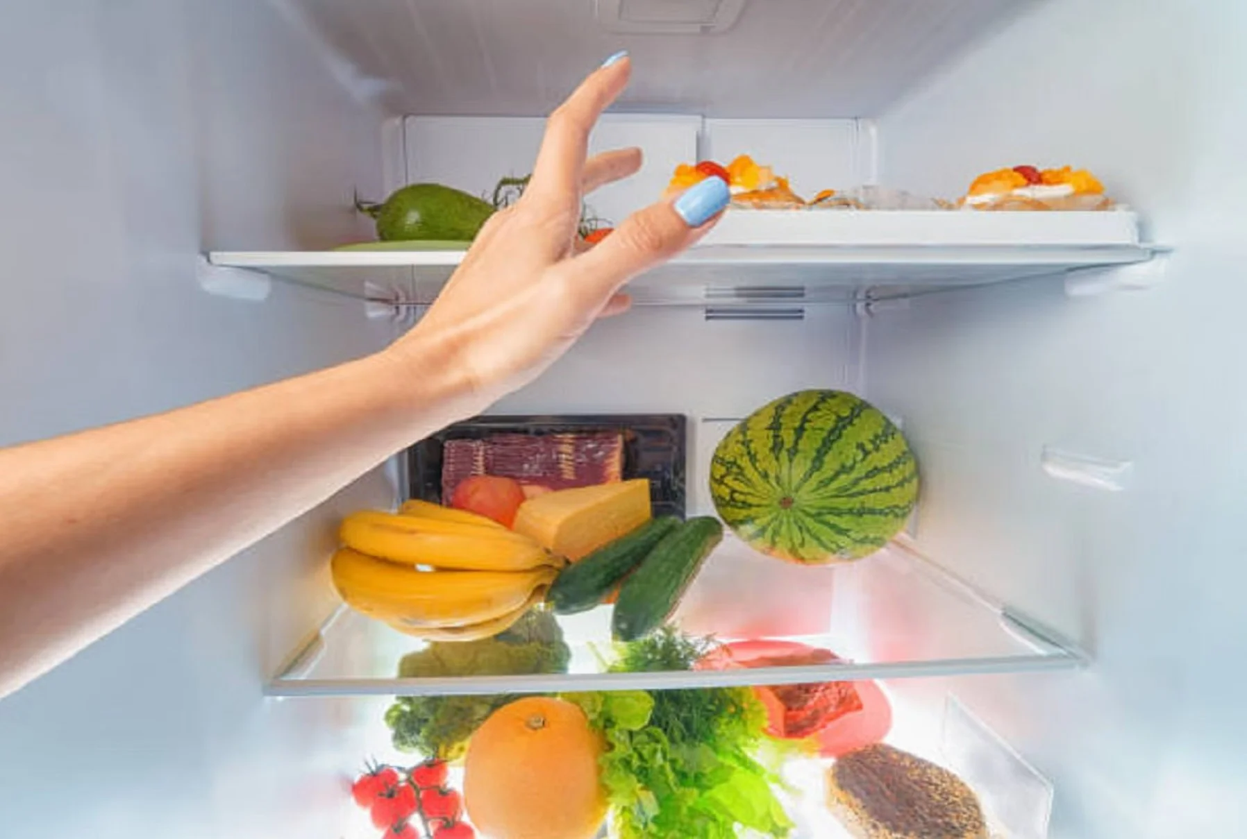 Kitchen Tips: फ्रिज में फल-सब्जी रखने की गलती पड़ सकती है भारी! जानिए कौन-सी चीजें नहीं रखनी चाहिए साथ में