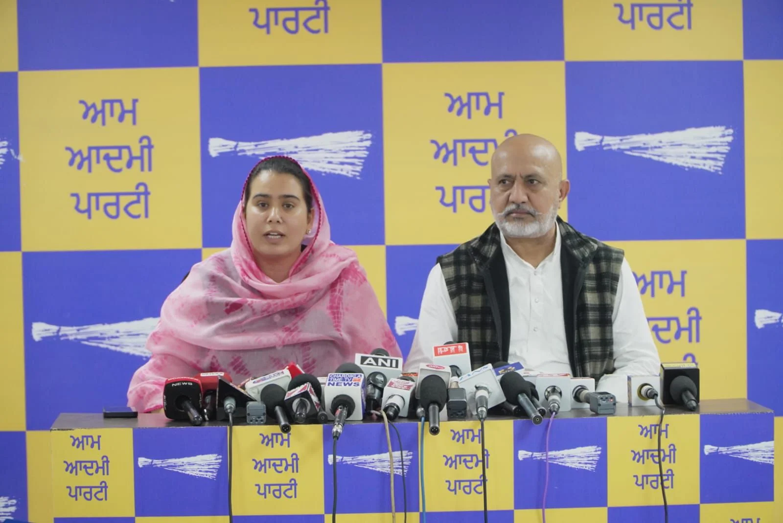 आप विधायक नरिंदर कौर भराज का बड़ा खुलासा- 'ऑपरेशन लोटस' के तहत भाजपा ने दिया बड़ा ऑफर
