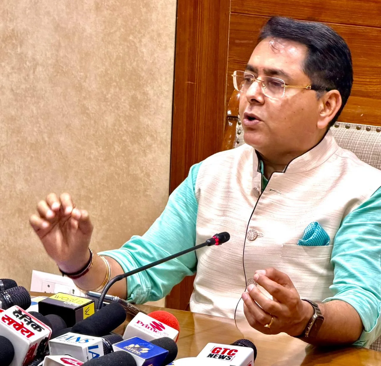 10 दिनों में 16,000 जनसभाएँ—‘आप’ भगवंत मान सरकार का 4 साल का रिपोर्ट कार्ड पंजाब के हर गाँव, गली और घर-घर तक पहुँचाया जाएगा: अमन अरोड़ा