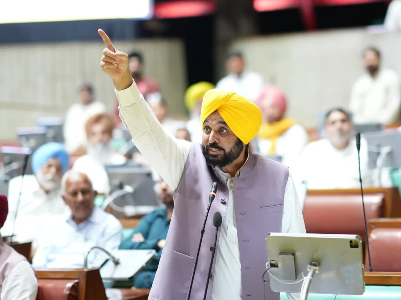 पंजाब को मिला सिर्फ ₹1600 करोड़, जबकि बिहार को ₹7500 करोड़! भगवंत मान ने मोदी सरकार पर बोला जोरदार हमला