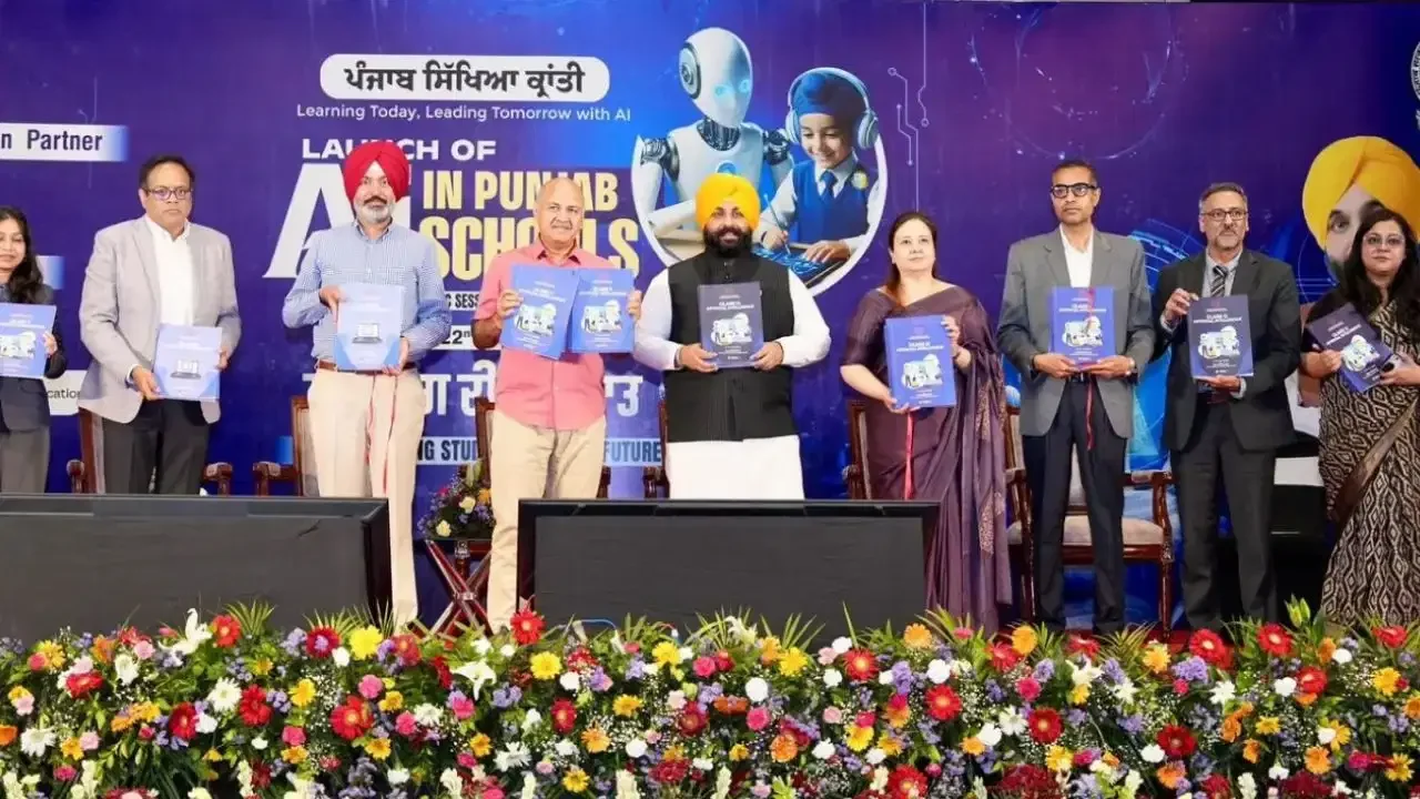 पंजाब पहली से बारहवीं कक्षा तक आर्टिफिशियल इंटेलिजेंस को मुख्य विषय के रूप में शामिल करने वाला भारत का पहला राज्य बना : हरजोत सिंह बैंस