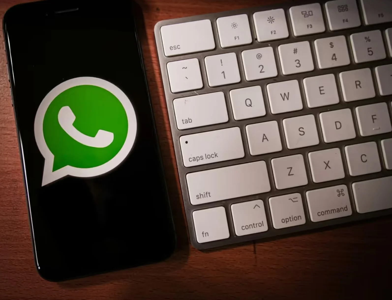 WhatsApp ने जनवरी 2025 में 99 लाख से ज्यादा भारतीय अकाउंट्स को किया बैन, जानिए क्या हैं वजहें!