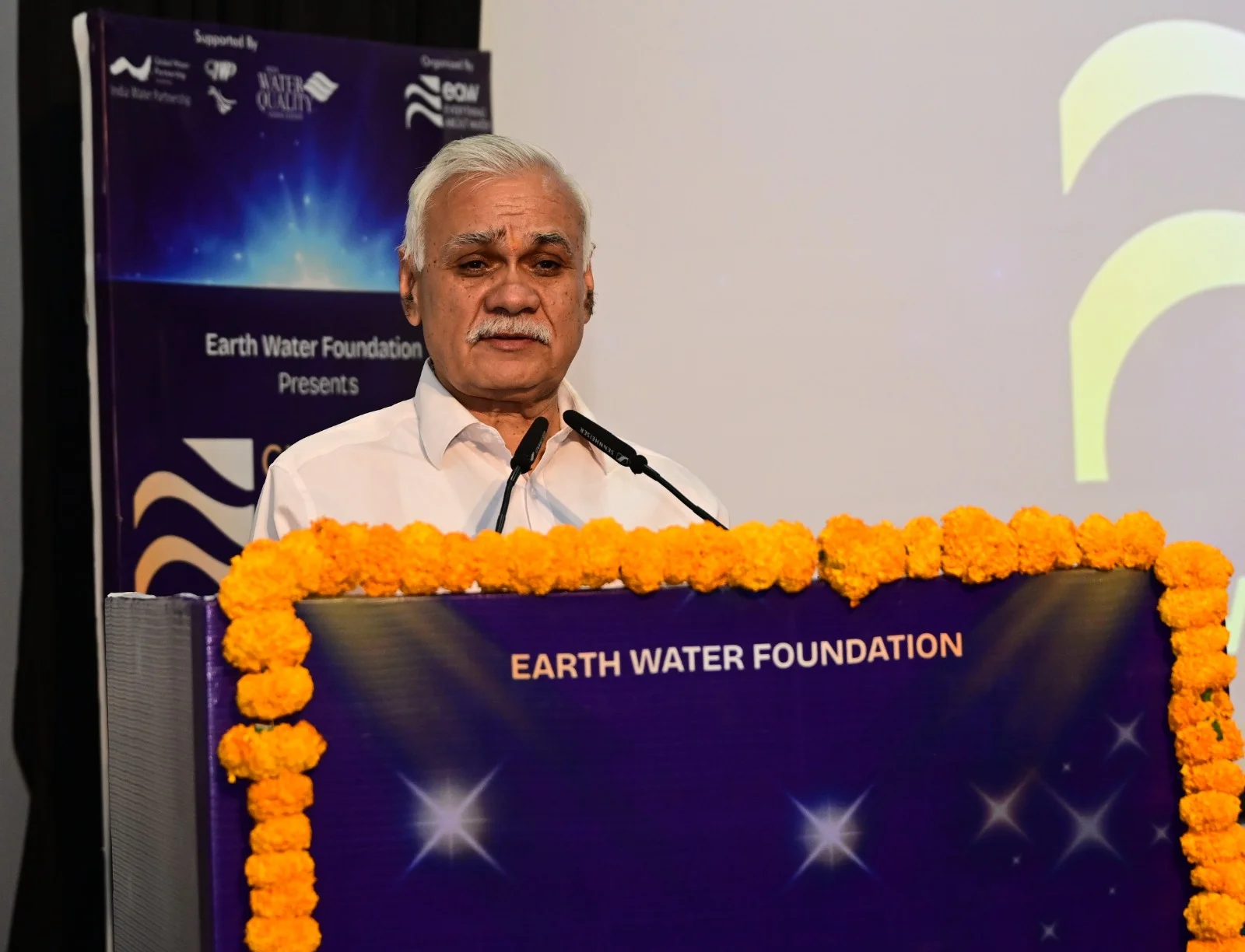 अर्थ वॉटर फाउंडेशन ने “ग्लोबल सस्टेनेबिलिटी एंड इनोवेशन अवॉर्ड्स 2026” का शुभारंभ किया — भारत के अग्रणी जल क्षेत्र परिवर्तनकर्ताओं को सम्मानित किया<div><span style="color: rgb(0, 0, 0); font-family: Revalia, Helvetica, Arial, sans-serif; font-size: 16px; letter-spacing: normal;"></span></div>