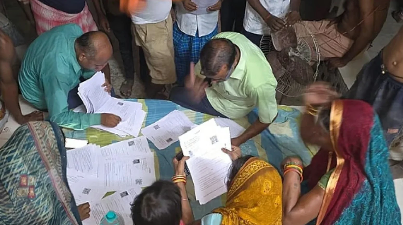 Bihar Voter List Update: बिहार में 52 लाख वोटर होंगे लिस्ट से बाहर! घर-घर जांच में हुआ बड़ा खुलासा
