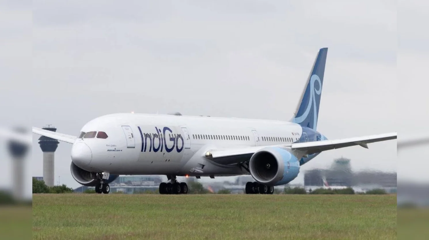 Airbus A320 Issue: भारत में 200–250 विमान ग्राउंड होने की आशंका, Indigo–Air India की उड़ानें प्रभावित