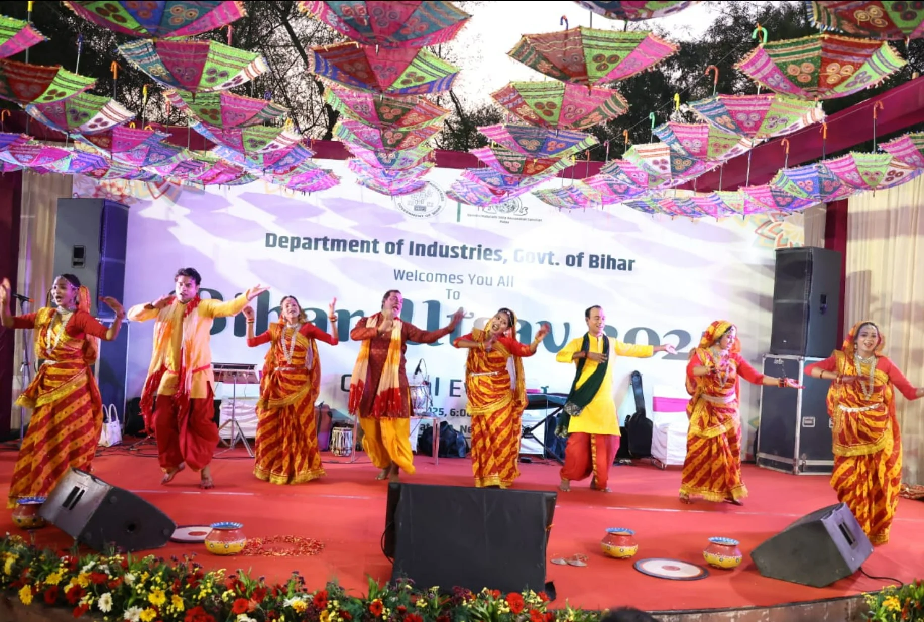 Bihar Diwas 2025: दिल्ली में बिहार दिवस की धूम! दिल्ली हाट में भव्य मेले में उमड़ी भीड़, उद्योग मंत्री ने किए बड़े ऐलान 