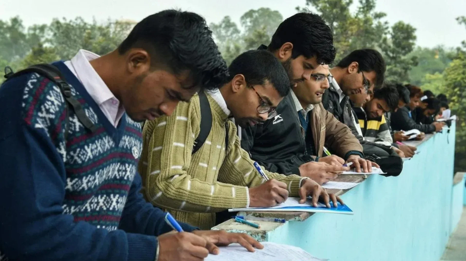 Bihar News Hindi: बिहार में रोजगार क्रांति, 50 लाख युवाओं को मिलेंगे नौकरी के अवसर, पलायन में तेजी से कमी!"