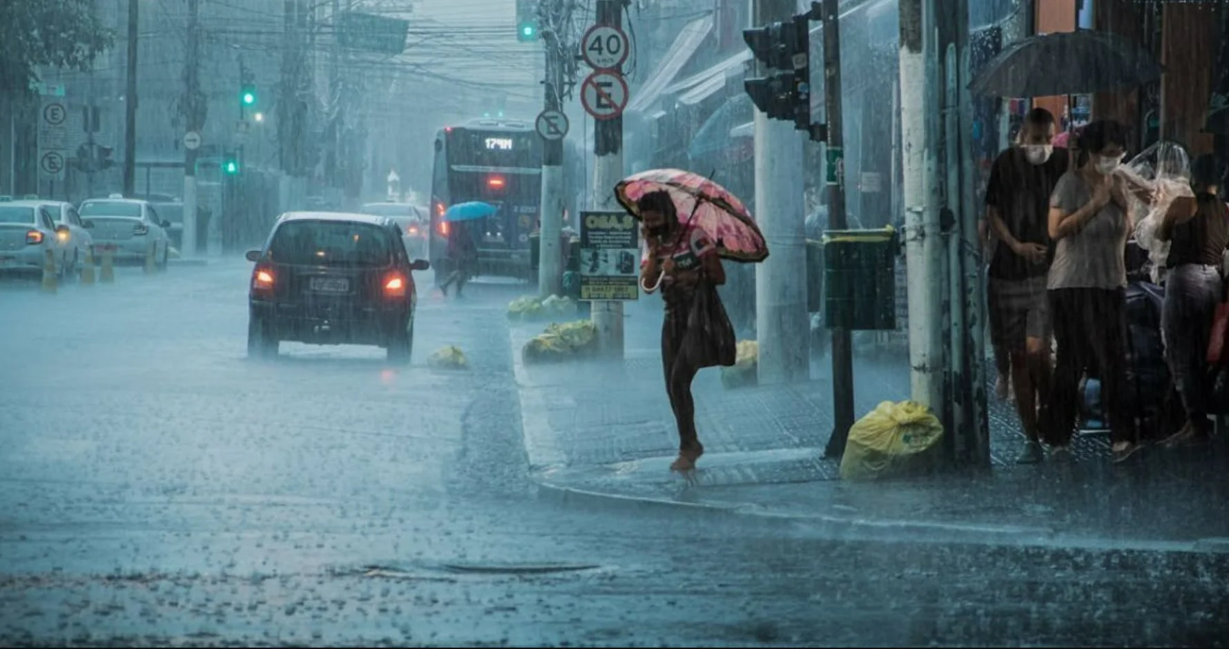 Monsoon 2025: इस बार रिकॉर्ड तोड़ रहा है मानसून! जून में ही पूरे देश पर छा गया, अगले 7 दिन तगड़ी बारिश की चेतावनी