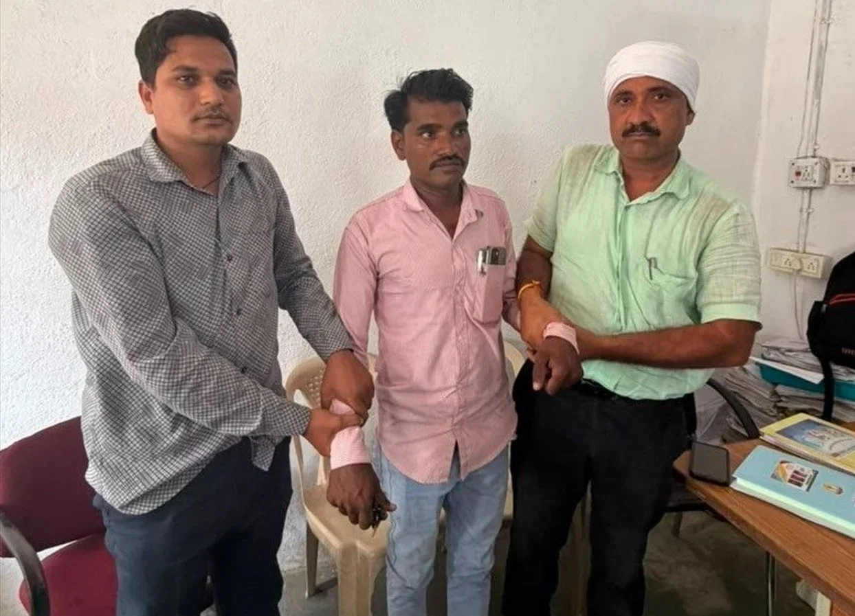 मध्यप्रदेश : 5 प्रतिशत कमीशन का खेल पड़ा भारी, 10 हजार की रिश्वत लेते पंचायत सचिव रंगे हाथ गिरफ्तार