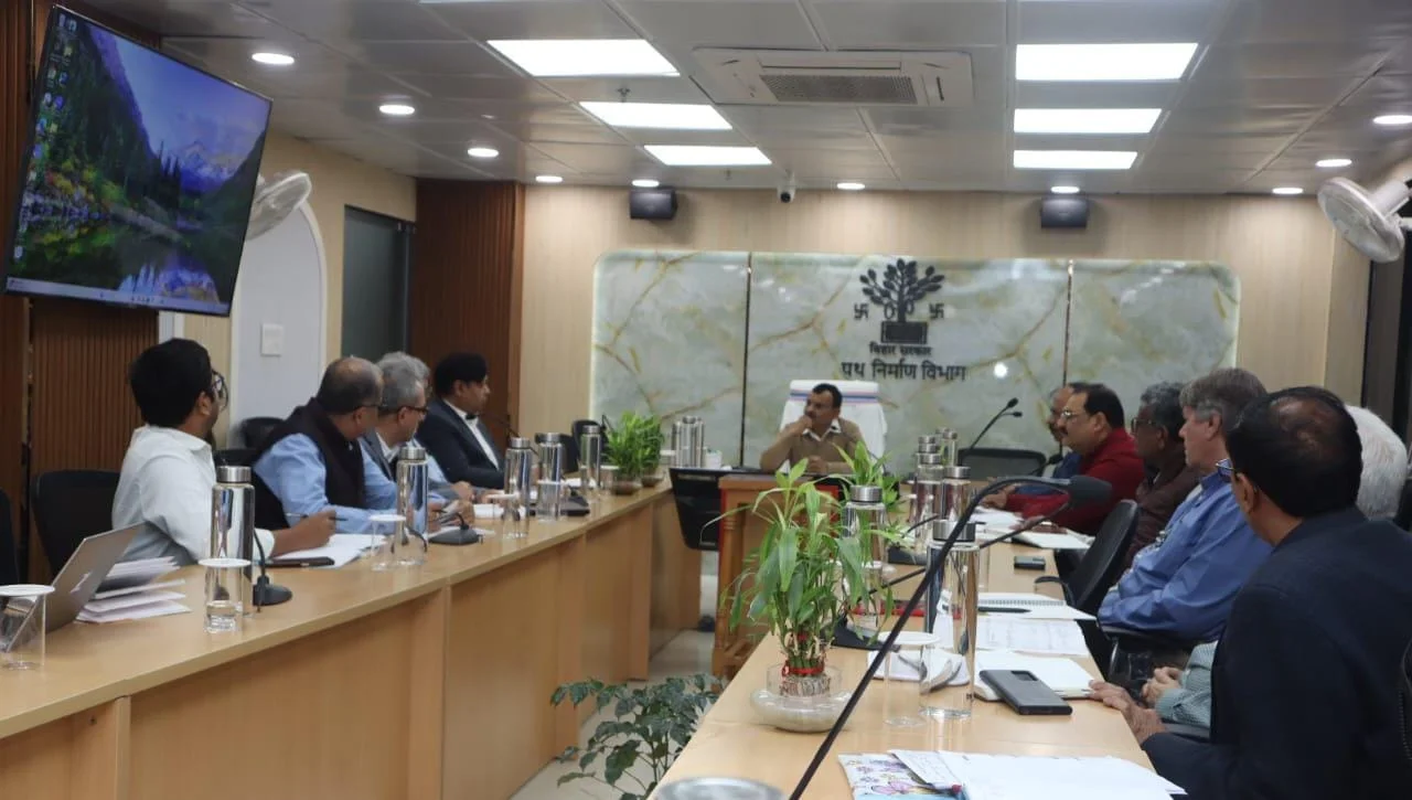 सुल्तानगंज–अगुवानी घाट गंगा पुल: 18 माह में काम पूरा करने का निर्देश, देरी पर ब्लैकलिस्टिंग की चेतावनी