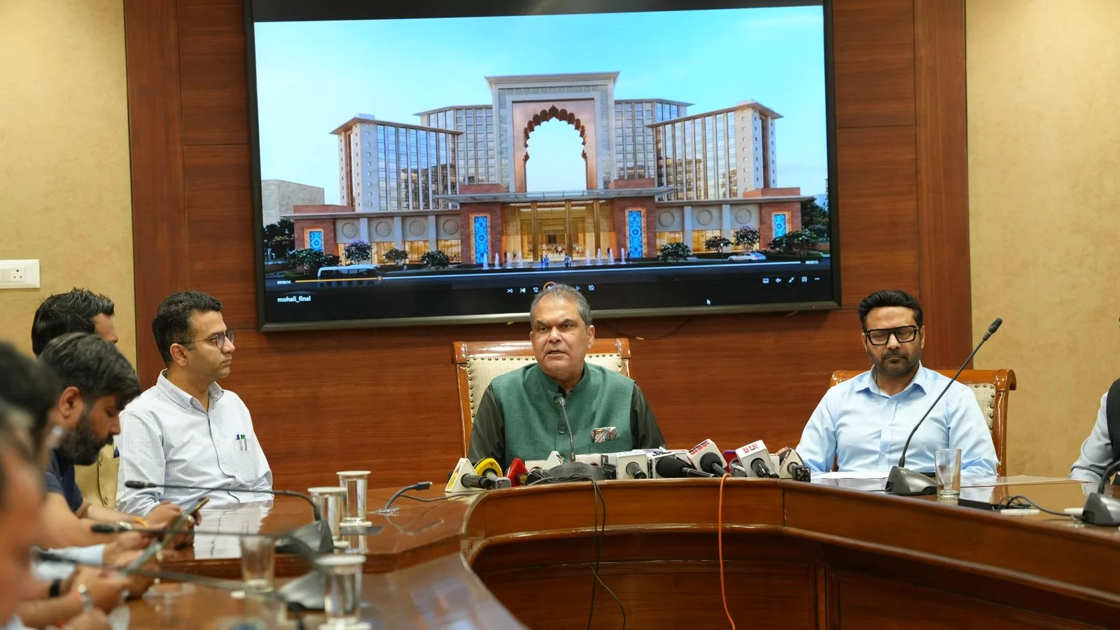 भगवंत मान सरकार द्वारा मोहाली में अत्याधुनिक बहु-उद्देशीय प्रदर्शनी एवं कन्वेंशन सेंटर किया जाएगा विकसित: संजीव अरोड़ा