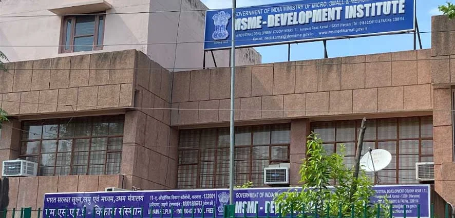 एम एस एम ई मंत्रालय में सिरदर्द बना आर टी आई वरिष्ठ अधिकारी भी लापरवाह !