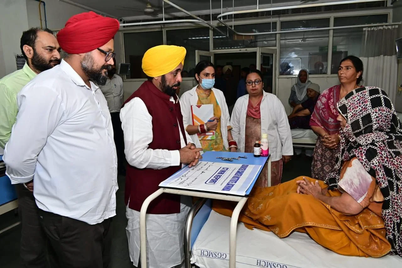 मुख्यमंत्री भगवंत सिंह मान द्वारा बठिंडा के एडवांस्ड कैंसर इंस्टीट्यूट का अचानक दौरा, सुविधाओं और मरीजों की देखभाल का जायजा लिया
