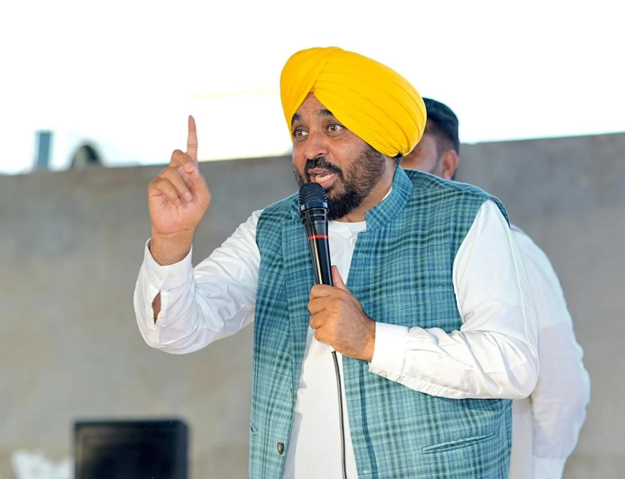 मैंने श्री अकाल तख्त साहिब के आगे मत्था टेका क्योंकि यह हर पंजाबी और सिख के लिए सर्वोच्च है, लेकिन कुछ लोग अपने निजी हितों के लिए इसका दुरुपयोग कर रहे हैं: मुख्यमंत्री भगवंत सिंह मान