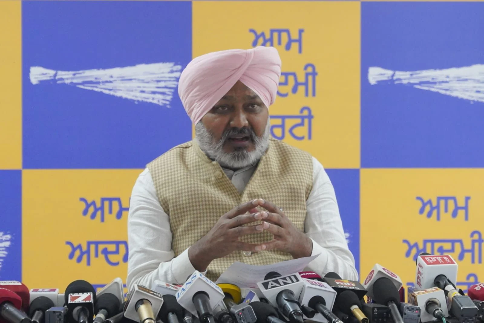 भगवंत मान सरकार की 'युद्ध नशेआं विरुद्ध' मुहिम रंग ला रही है, तस्कर अब हरियाणा को अपना नया अड्डा बना रहे हैं: हरपाल सिंह चीमा