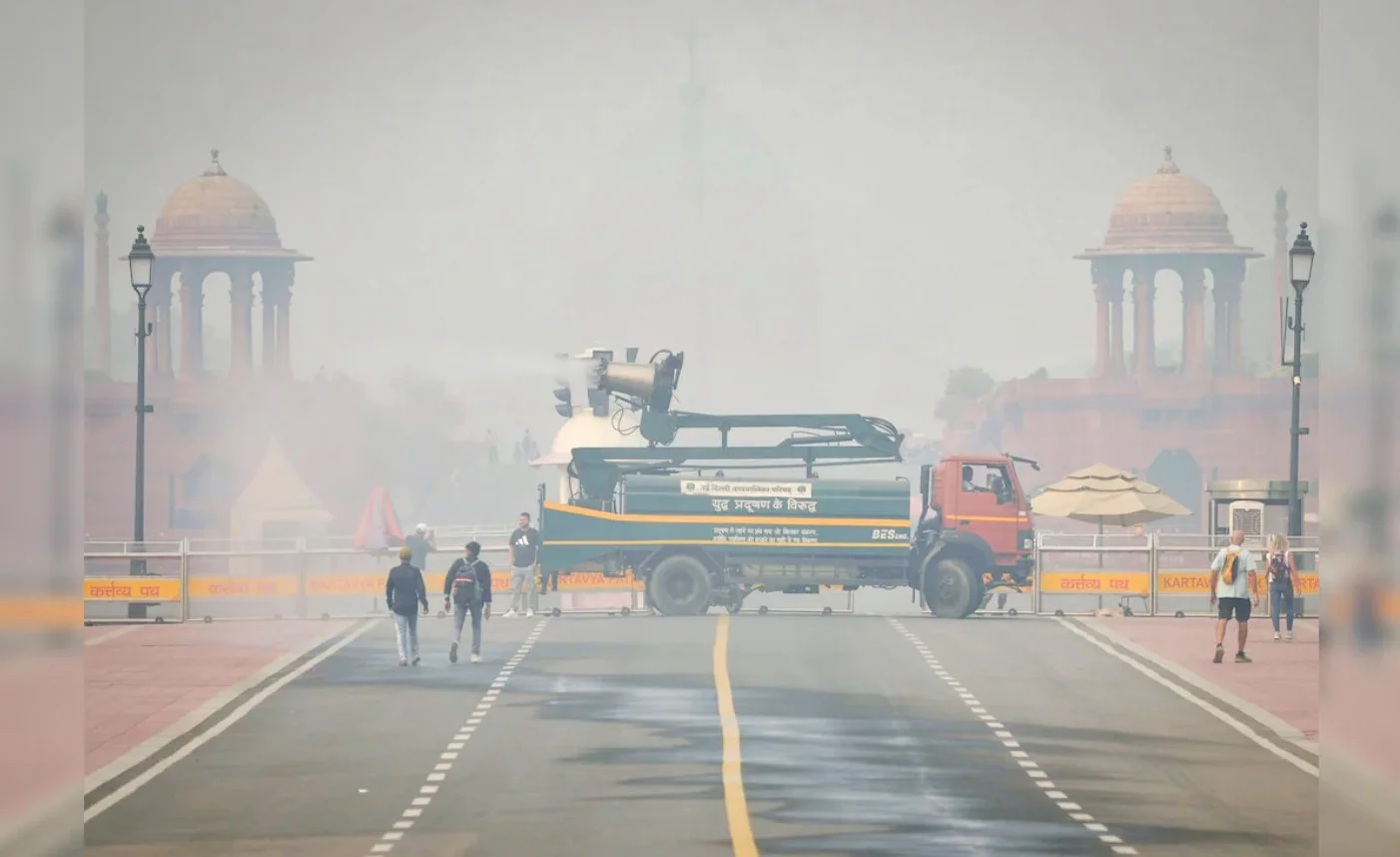 IMD Weather Update: उत्तर भारत में ठंड बढ़ी, दिल्ली का AQI 450 के पार; UP-हिमाचल-कश्मीर में पारा गिरा
