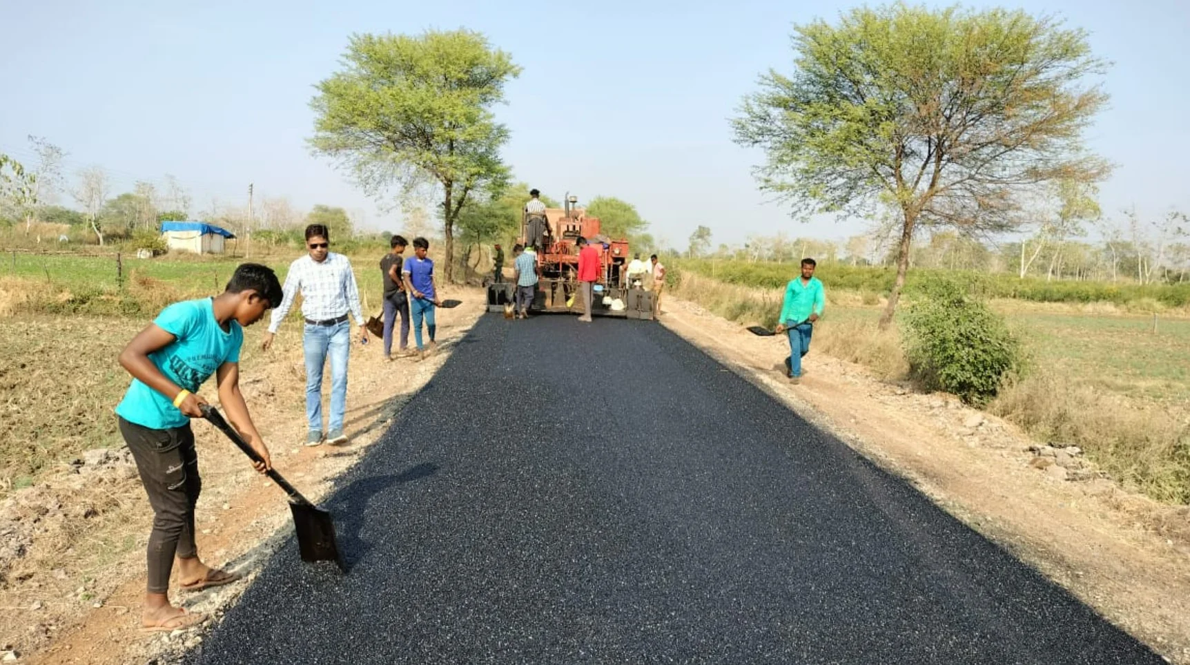 Bihar CM Road Development Plan: बिहार में ग्रामीण सड़कों को मिलेगी नई जिंदगी! जून तक हर सड़क होगी गड्ढा मुक्त