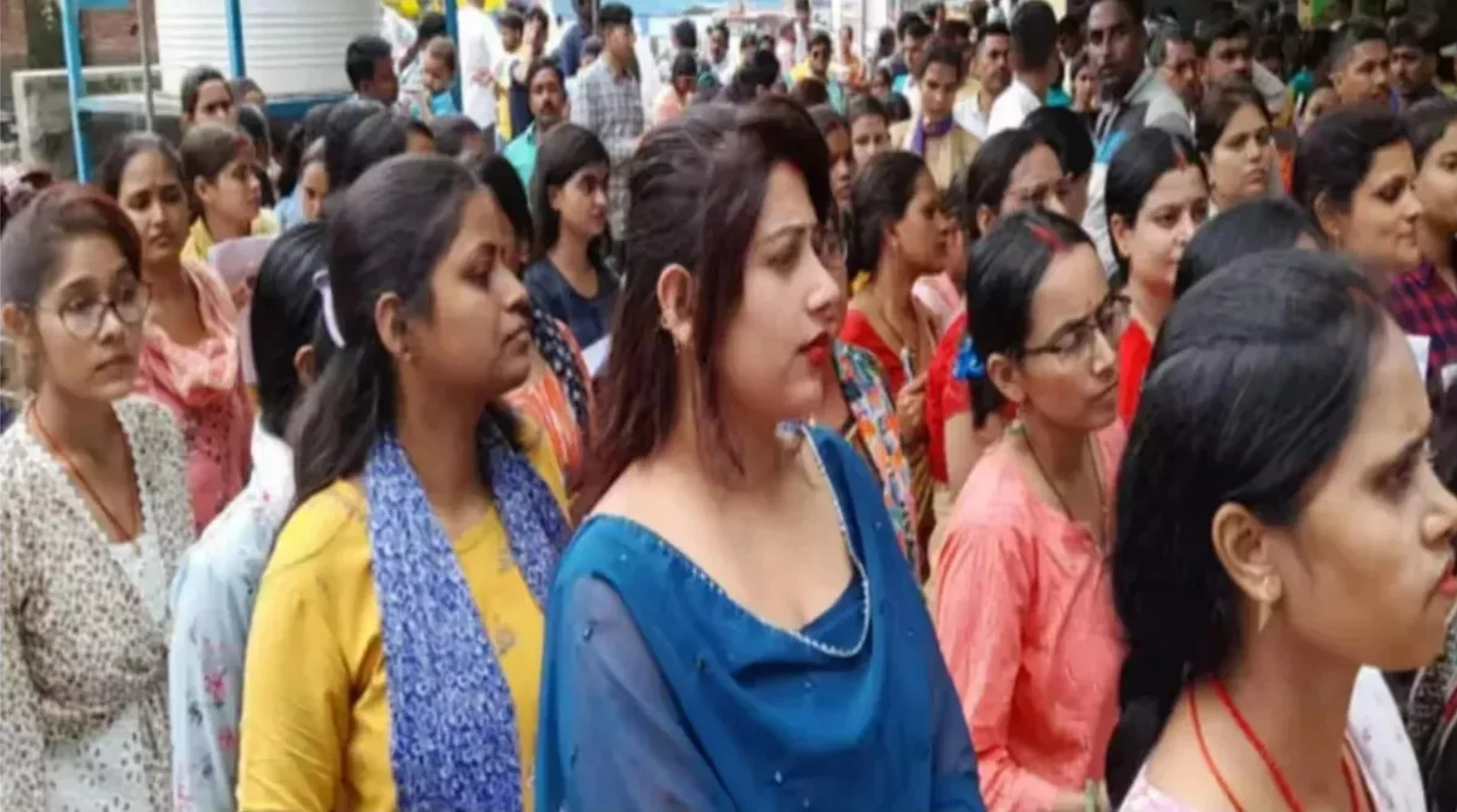 Bihar shikshak news today:10 हजार से ज्यादा महिला शिक्षकों की ट्रांसफर लिस्ट जारी, शिक्षा विभाग की बड़ी कार्रवाई से मिली राहत!