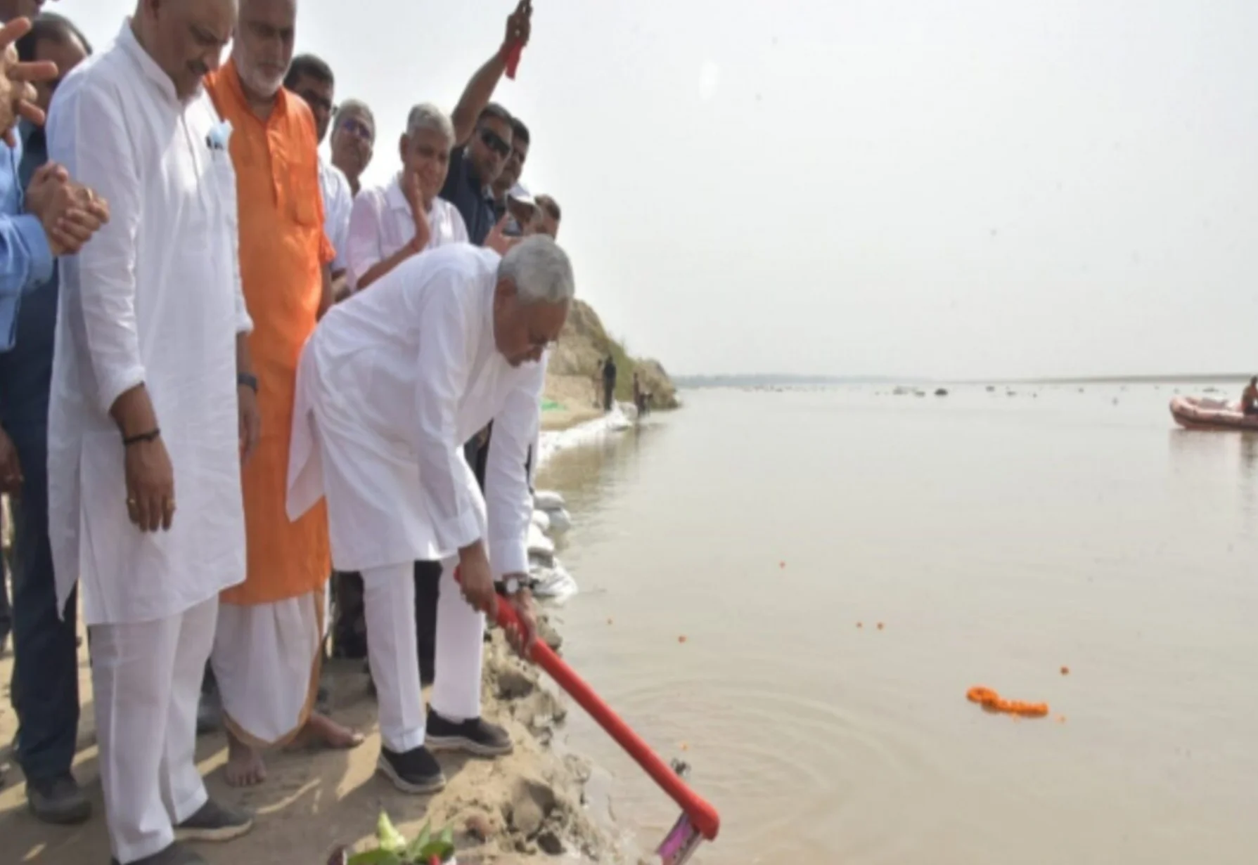 Ganga river revival project Bihar: गंगा की धारा को वापस लाने की तैयारी! बख्तियारपुर में सीढ़ी घाट से देदौर तक विकास कार्यों की बड़ी योजना
