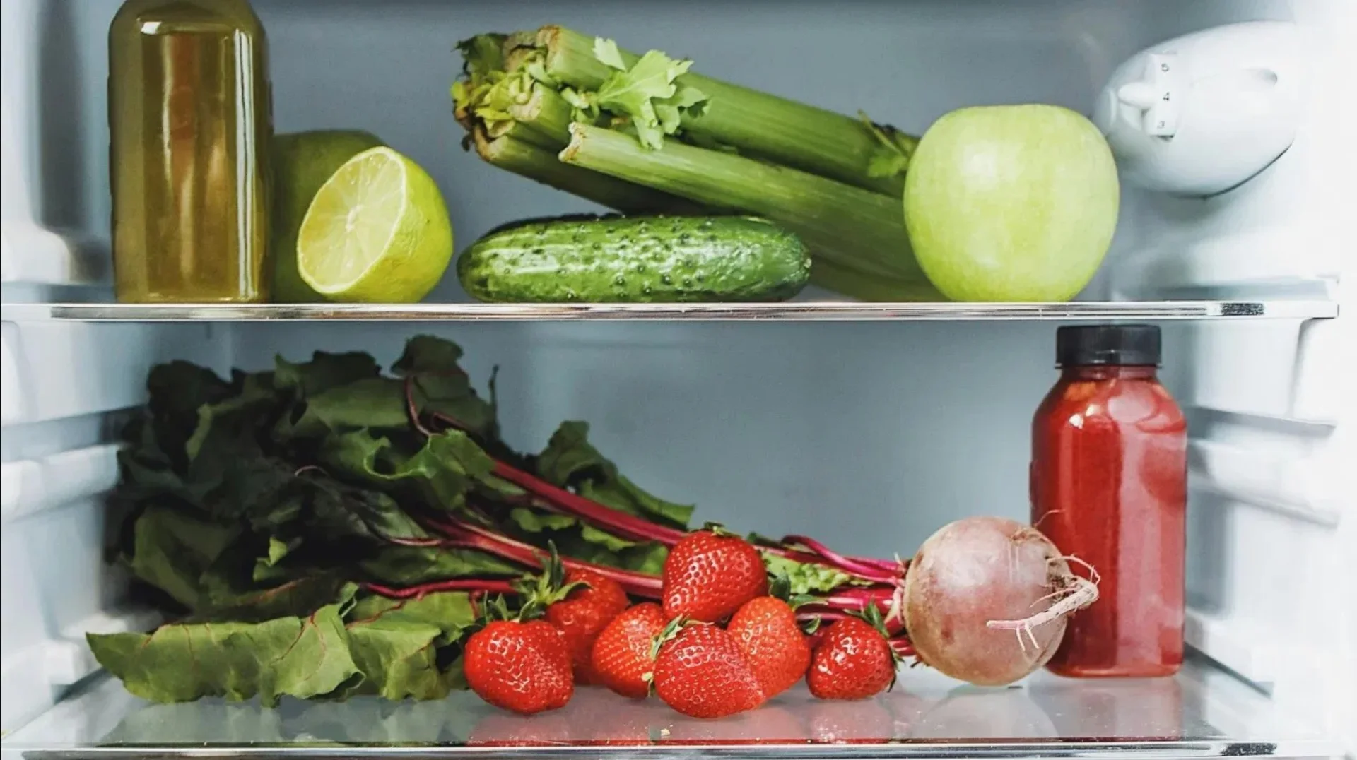 Fruits to avoid keeping in fridge: गर्मियों में इन 7 फलों और सब्जियों को भूलकर भी फ्रिज में न रखें, बचाएं स्वाद और पोषण