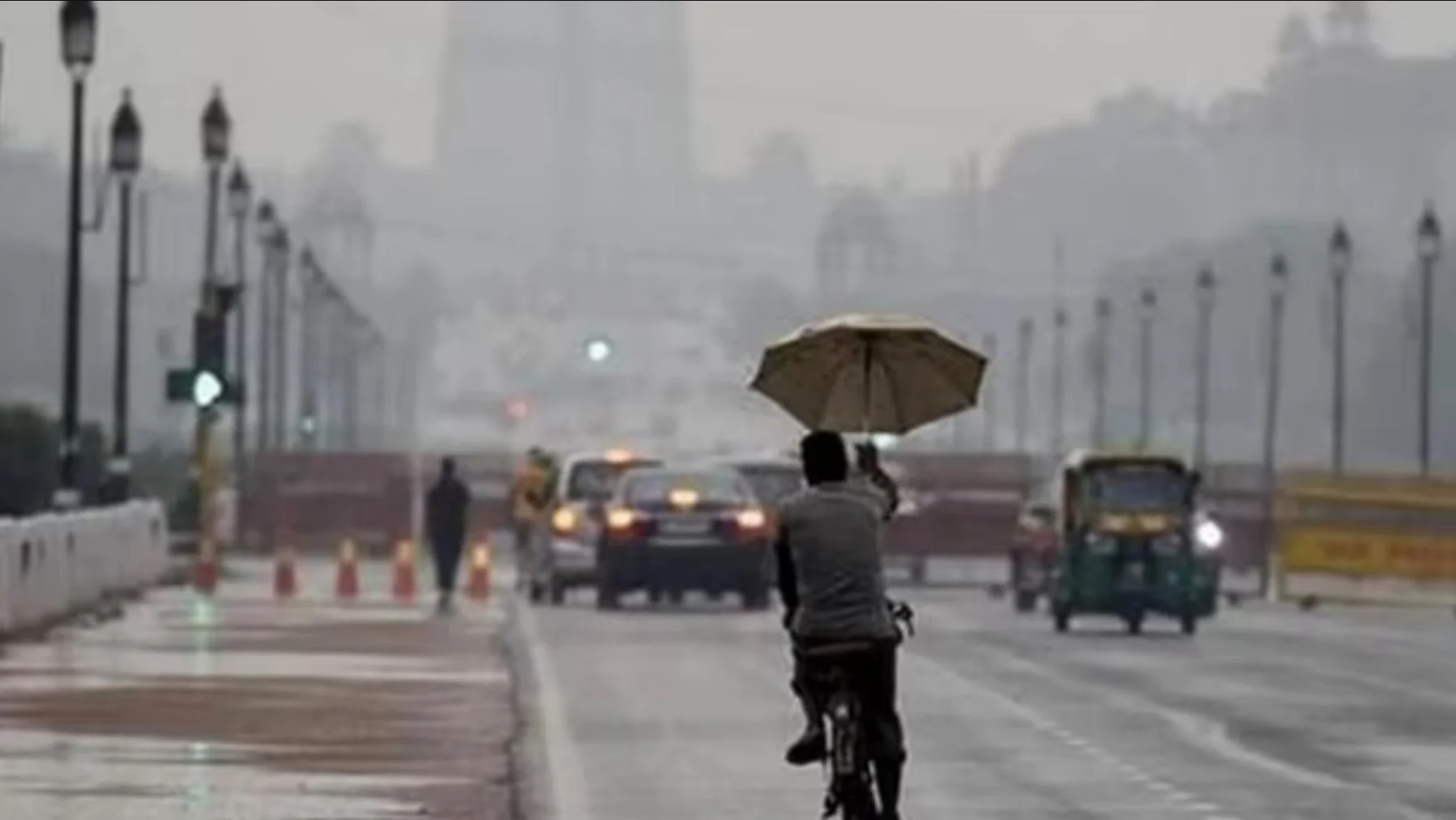 Today Weather Update 11th April 2025: आज फिर बदलेगा मौसम! दिल्ली-NCR समेत इन राज्यों में झमाझम बारिश की चेतावनी