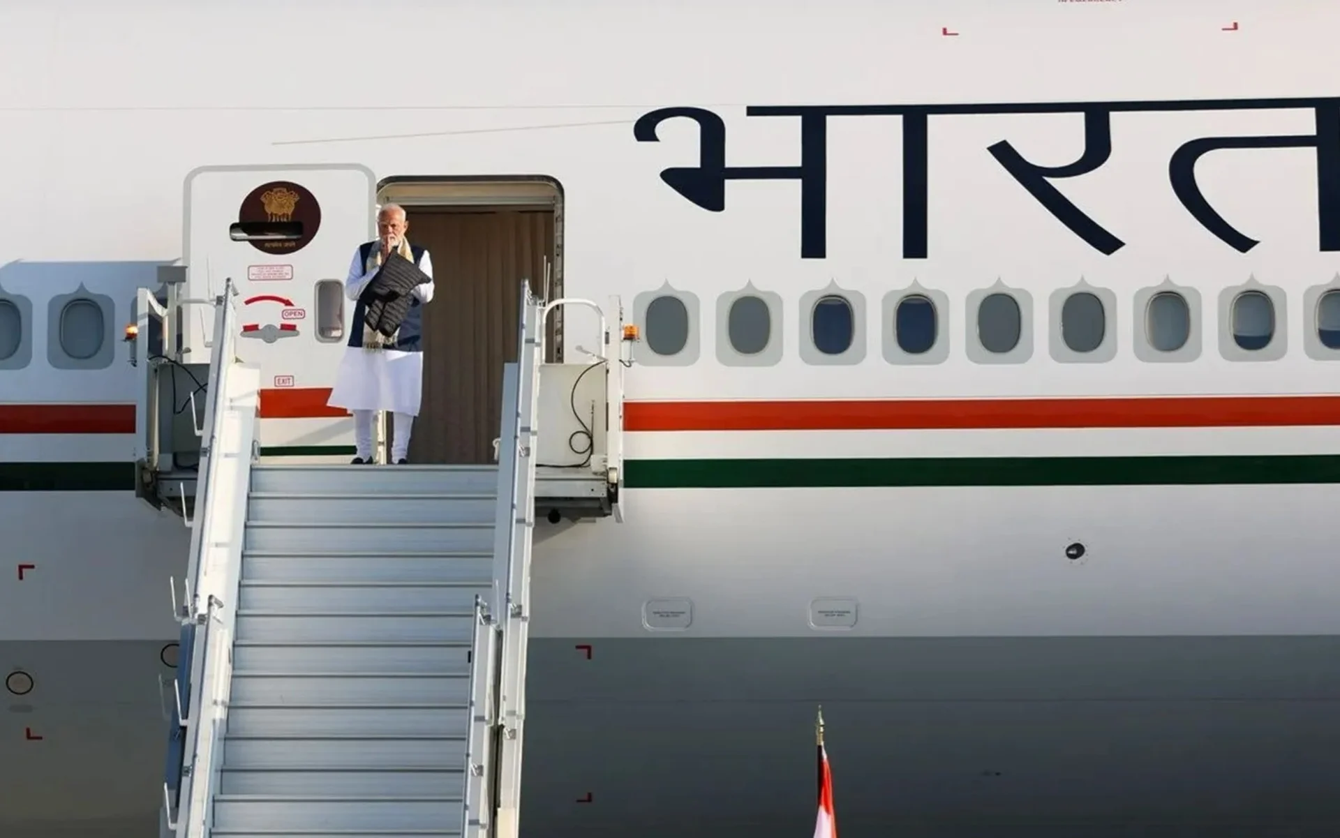 PM मोदी की G7 समिट में धमाकेदार एंट्री! कनाडा PM से मुलाकात में AI, आतंकवाद और ऊर्जा सुरक्षा पर बनी बड़ी रणनीति