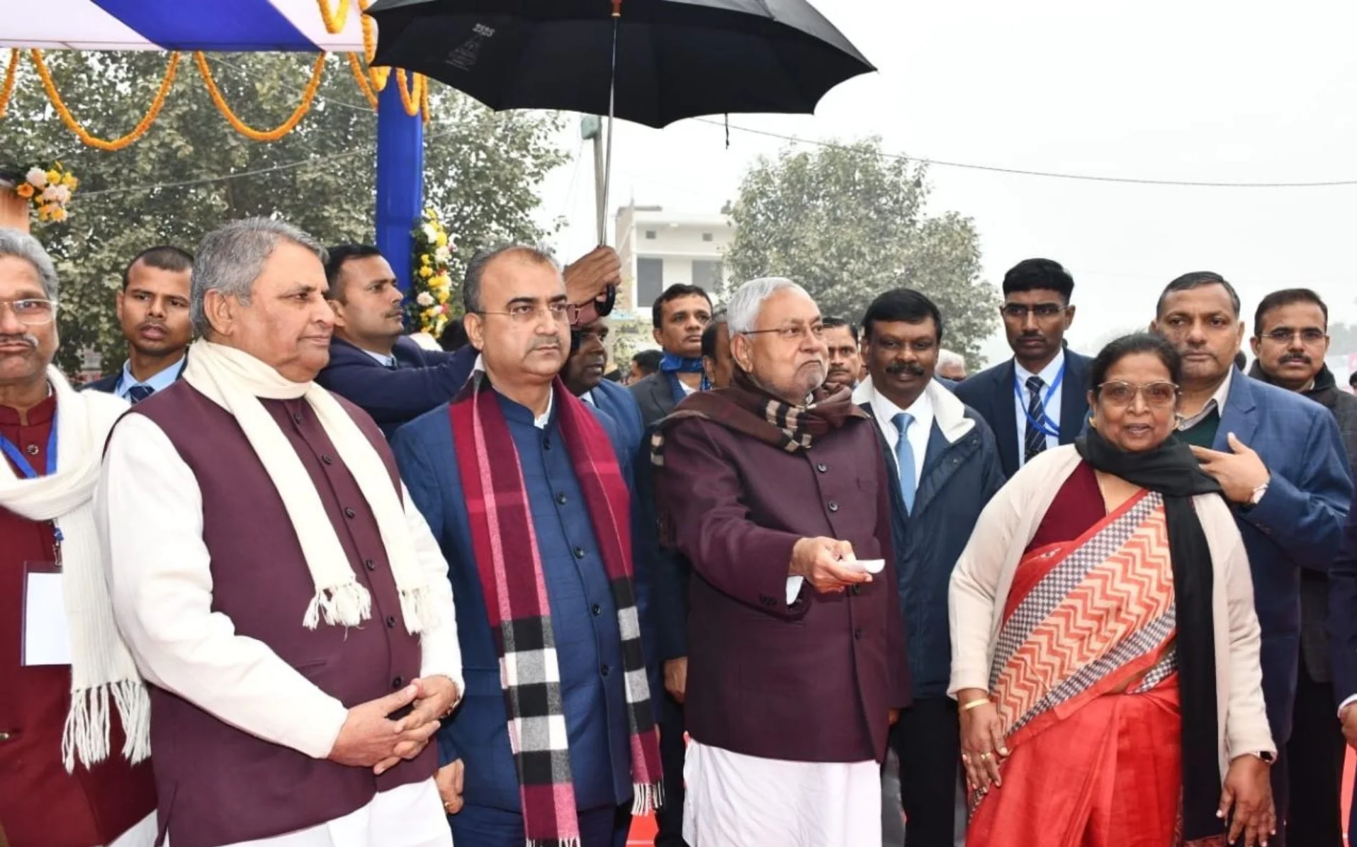 Pragati Yatra: CM नितीश का बड़ा ऐलान: रोहतास में 12 लाख नौकरियाँ, महिलाओं को 35% आरक्षण और पर्यटन हाट! जानें कैसे बदलेगी जिले की तस्वीर!