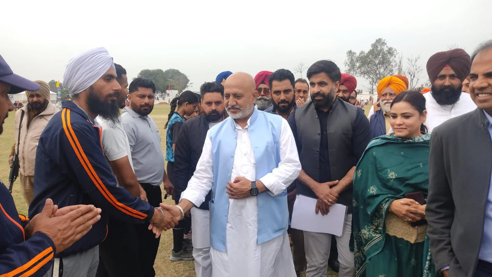किला रायपुर ग्रामीण ओलंपिक 2026 के दूसरे दिन बैलगाड़ी दौड़ से गूंज उठा मैदान