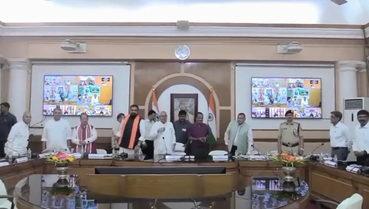 Bihar Flood Preparation 2025: CM नीतीश का बड़ा ऐलान: बाढ़-सुखाड़ से निपटने को युद्धस्तर पर तैयारी, जानिए जिलों को क्या मिले निर्देश!