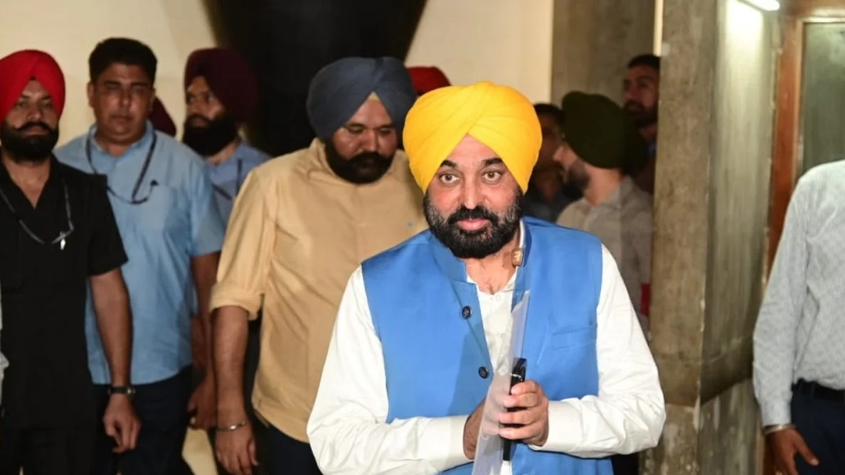 पंजाब बाढ़ त्रासदी: CM भगवंत मान ने शुरू किया ‘मिशन चढ़दी कला’, दुनियाभर के पंजाबियों से की मदद की अपील