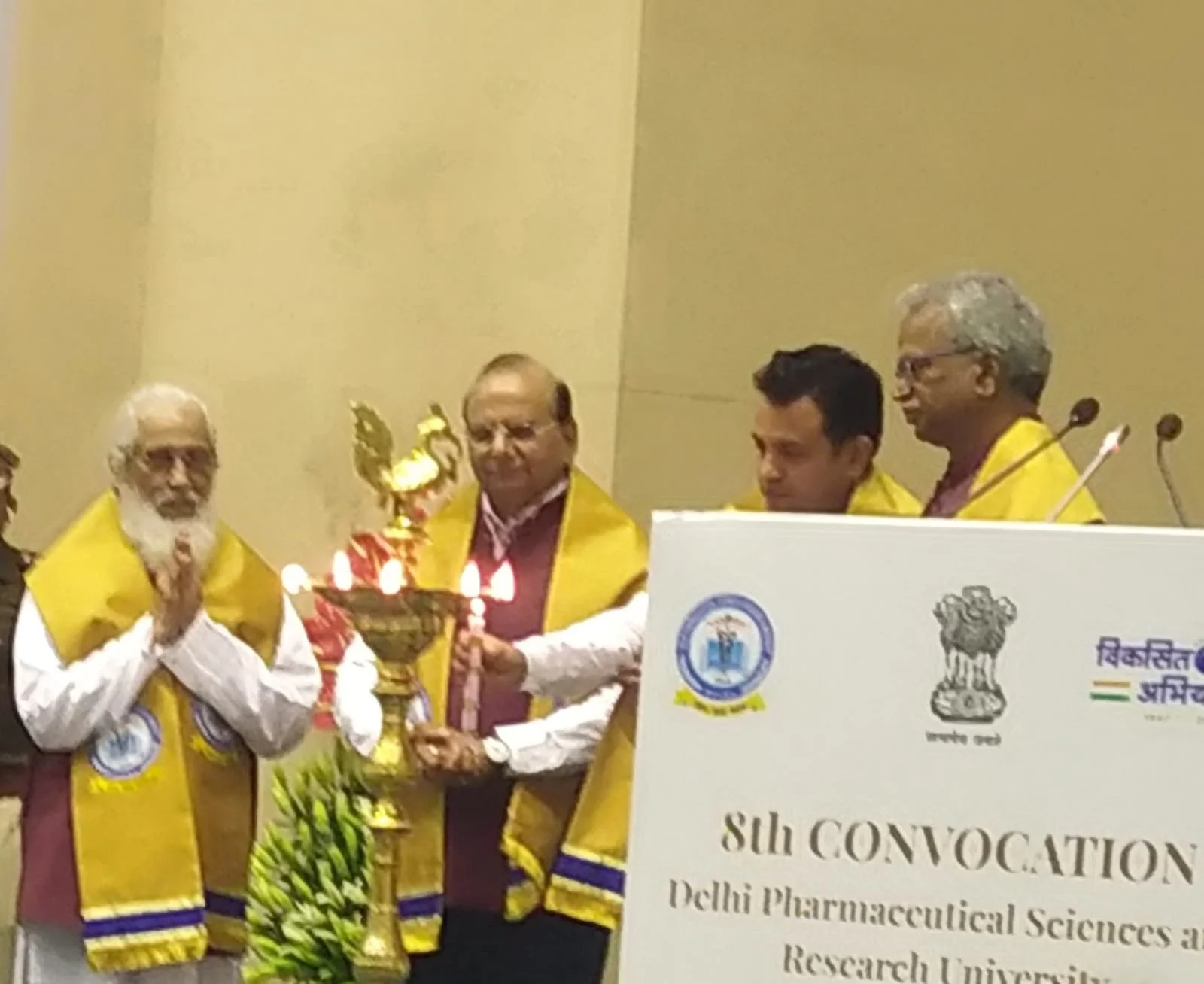 जरिया बन कर किसी को बचाना बहुत मुश्किल है : सक्सेना <br>