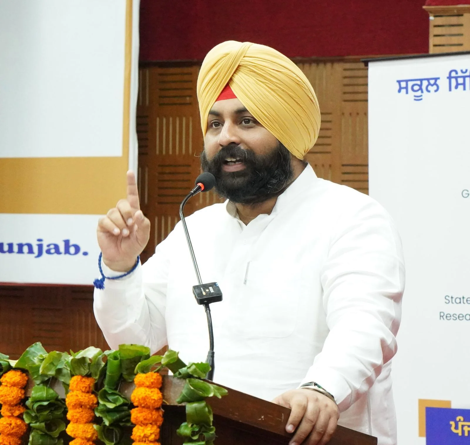 श्री अकाल तख्त साहिब पर सवाल उठाना पंथ पर सीधा हमला है, सुखबीर बादल को इसके लिए जवाबदेह ठहराया जाना चाहिए: हरजोत सिंह बैंस