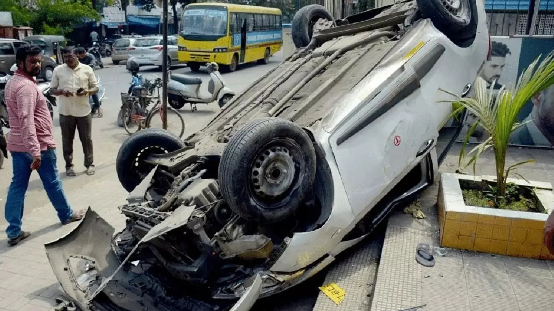 Bihar Accident Insurance Claim: वाहन दुर्घटना पीड़ितों को राहत! 85 करोड़ से अधिक के बीमा क्लेम जल्द होंगे निपटाए – परिवहन आयुक्त ने दिया सख्त आदेश