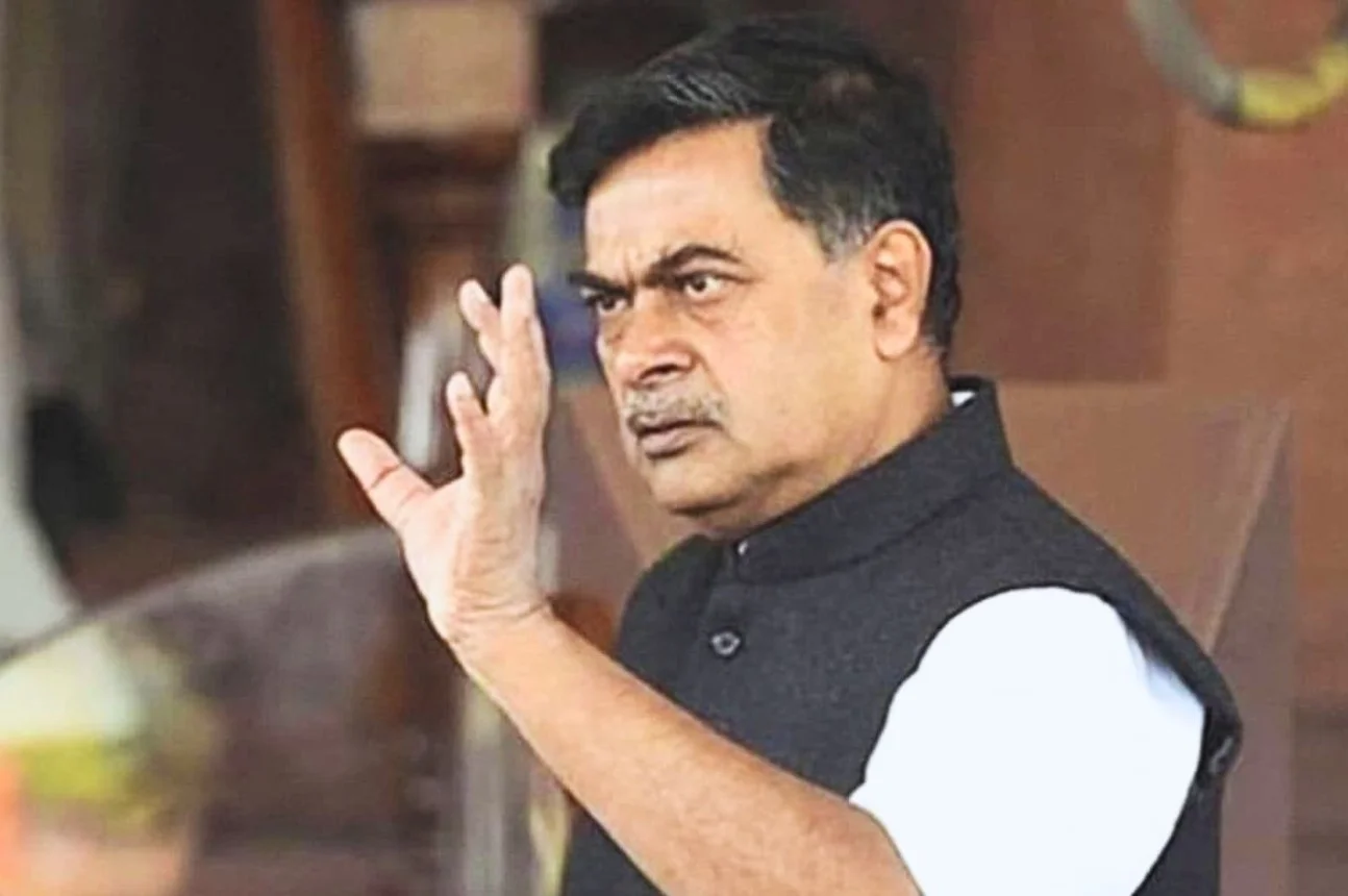 RK Singh Suspended: बीजेपी ने पूर्व केंद्रीय मंत्री आरके सिंह को पार्टी से किया निलंबित, तीन चरणों में होगी कार्रवाई