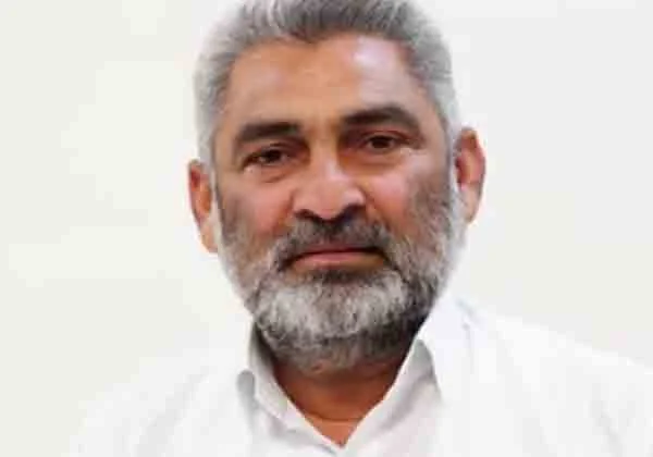 कैबिनेट मंत्री लालचंद कटारुचक ने कनाडा में भारतीय स्टूडेंट्स के पोस्ट-ग्रेजुएशन वर्क परमिट संकट पर जताई चिंता, केंद्र सरकार से तुरंत दखल देने की मांग की