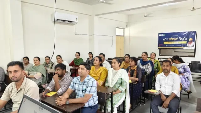 भगवंत मान सरकार 12 ज़िलों में 21,850 शिक्षकों को नशे के ख़िलाफ़ लड़ाई और विद्यार्थियों के मानसिक स्वास्थ्य को बढ़ावा देने के लिए करेगी प्रशिक्षित