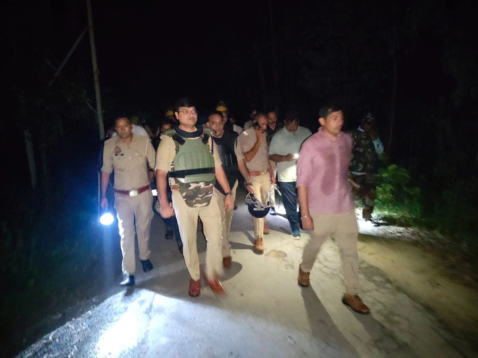 उत्तर प्रदेश: मुरादाबाद में तेंदुए की आहट से मिलकपुर सेमली में दहशत, जंगलों में पुलिस-वन विभाग का सर्च अभियान जारी