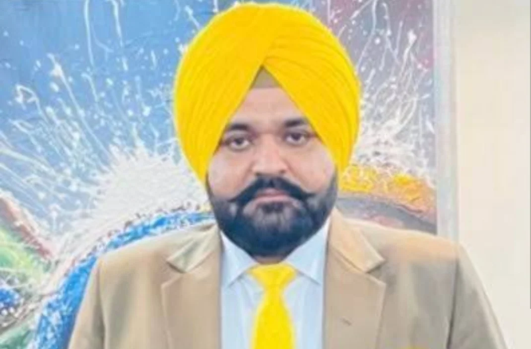 ओएसडी राजवीर सिंह घुम्मण ने अकाली दल के नेता बिक्रम सिंह मजीठिया को आरोप साबित करने या माफी मांगने की दी चुनौती