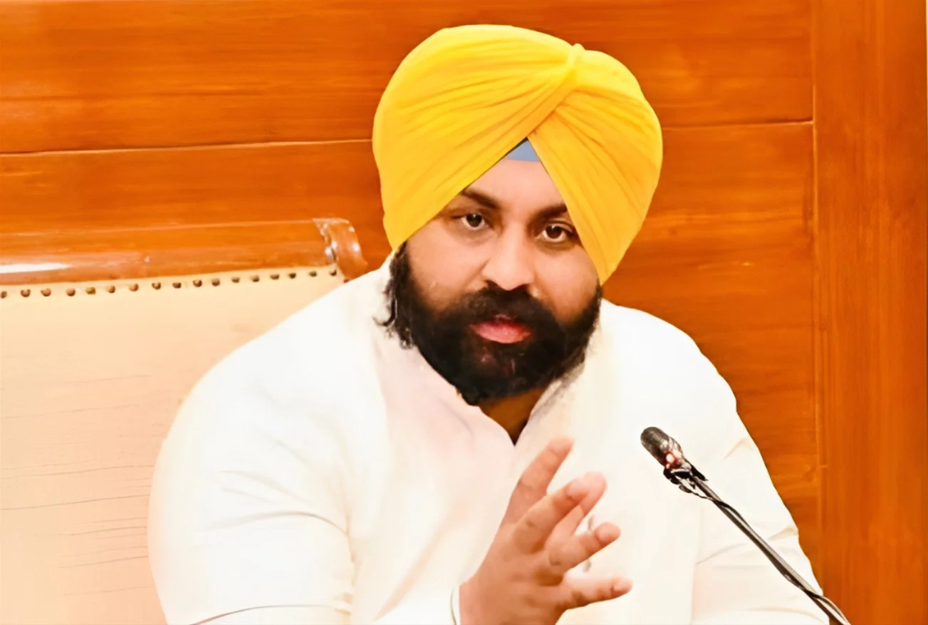 भगवंत मान सरकार द्वारा पंजाब में सभी गारबेज वल्नरेबल प्वाइंट्स खत्म करने के लिए 10 दिवसीय विशेष सफाई अभियान शुरू किया जाएगा: हरजोत सिंह बैंस